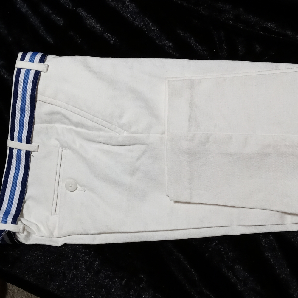 Boys Flatfront stretch Size 7 NWt